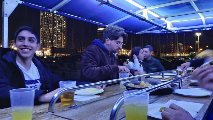 Barcelona: Private Evening Cruise with Dinner and Drinks - Drinks and upgrades: wine, prosecco, and seafood paella
