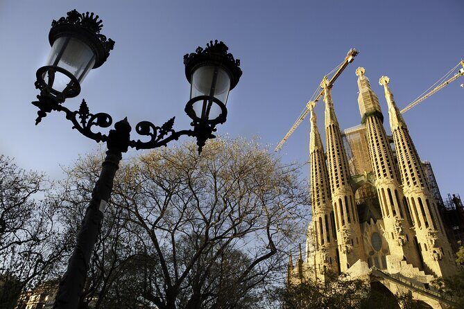 Barcelona Private Tour by Sidecar Motorcycle - Why a sidecar motorcycle tour is a smart way to start Barcelona