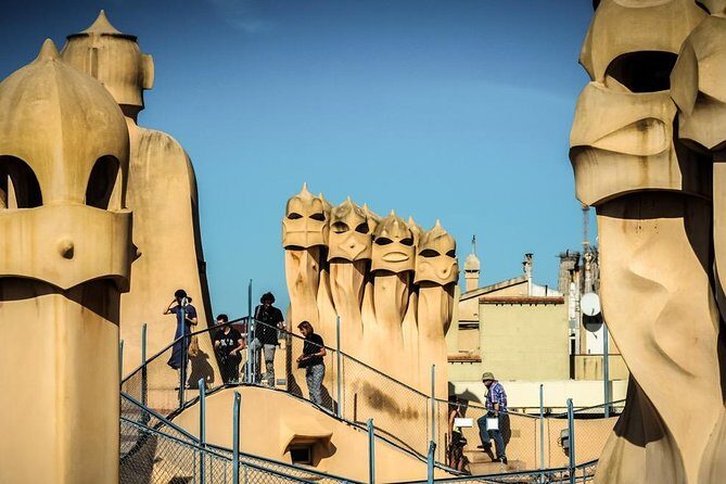 Barcelona Private Tour with Sagrada Familia Skip-the-Line - La Sagrada Família Skip-the-Line: What Matters Inside