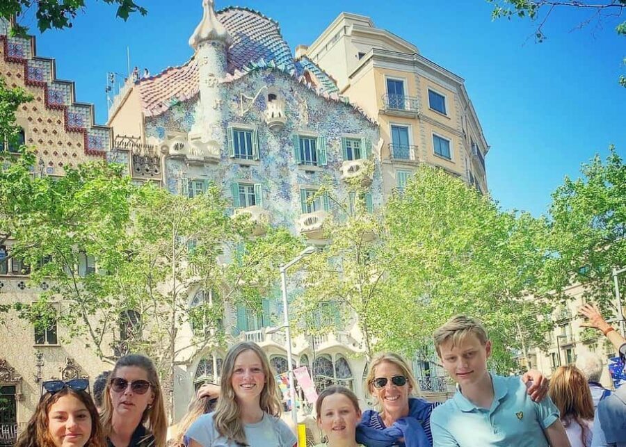 Barcelona: Ramblas, Gothic & Gaudí Architecture Walking Tour - Gothic Quarter lanes and hidden squares: what you’re really seeing