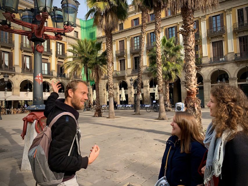 Barcelona: Ramblas, Gothic & Gaudí Architecture Walking Tour - Plaça Sant Jaume and Plaça Reial: two very different city moods