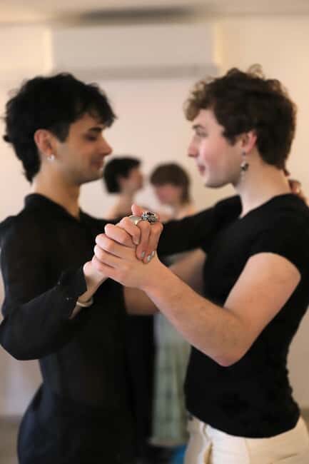 Barcelona: Rooftop Tango Lesson with Drinks and Videos - Your video souvenir: practice at home with real footage