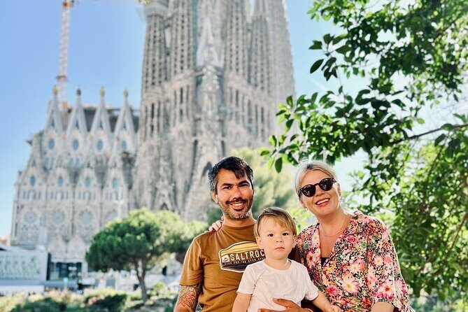 Barcelona Sagrada Familia Guided Visit With Optional Extras. - Morning vs. afternoon: picking the best slot for your day