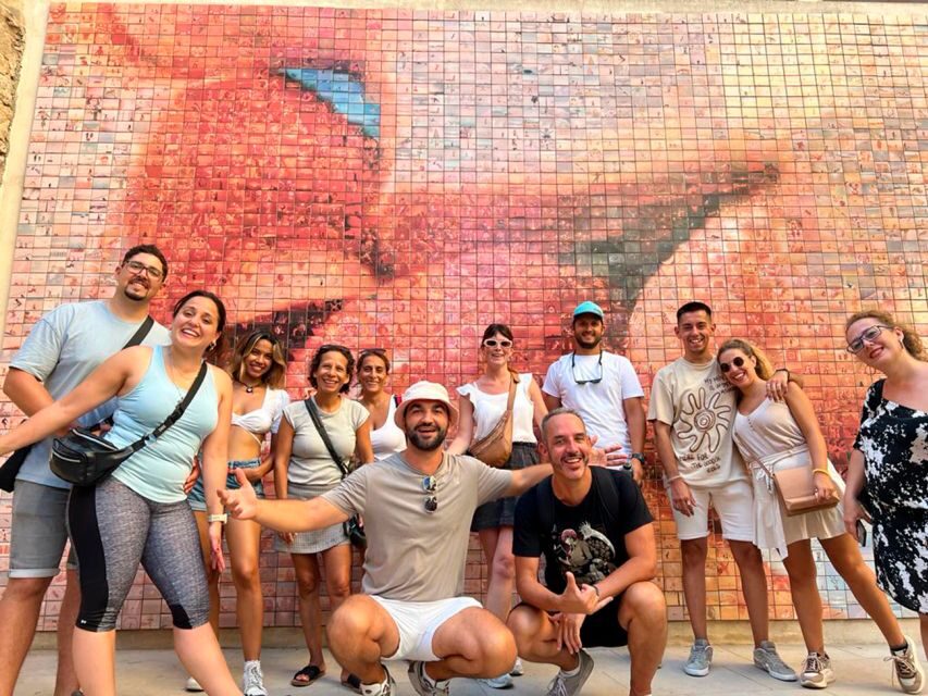 Barcelona: Sagrada Familia, Modernism, and Old Town Tour - Price, duration, and what you’re really paying for