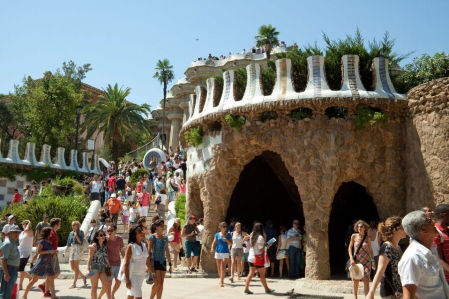 Barcelona: Sagrada Familia & Park Güell Guided Tour & Ticket - Price and value: is $113 a smart deal or just the brand tax?