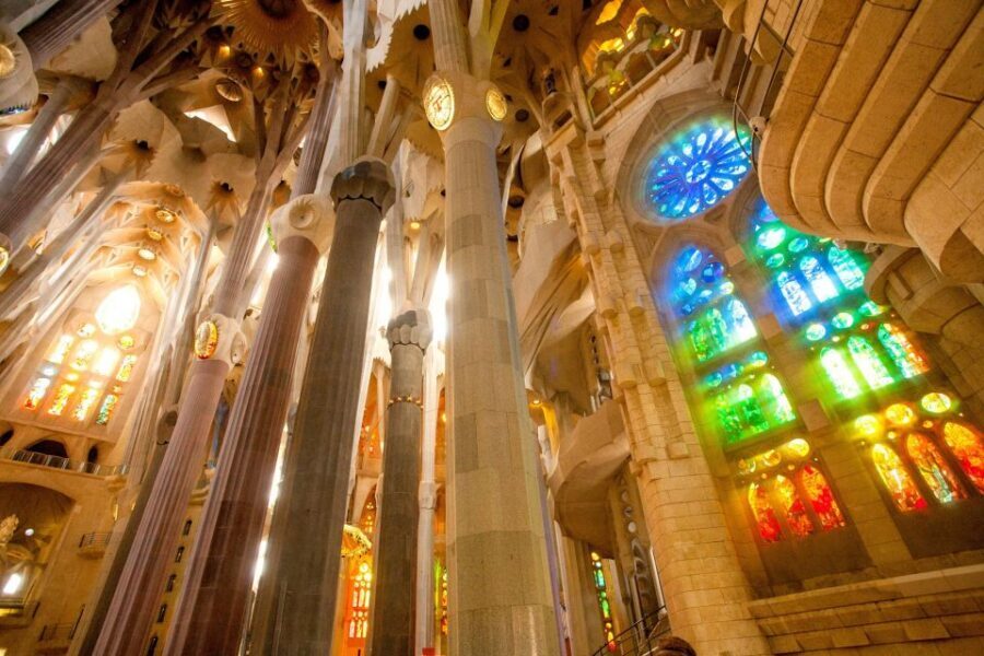 Barcelona: Sagrada Familia Skip-the-Line Guided Tour - Timing Tips: Best Way to Get the Most Out of 1.5–2 Hours