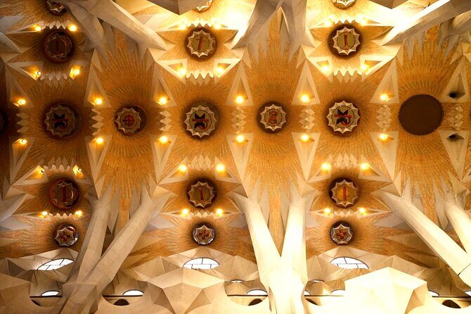 Barcelona: Sagrada Familia Skip-the-Line Guided Tour and Tickets - Price and value: what $56.84 really buys you