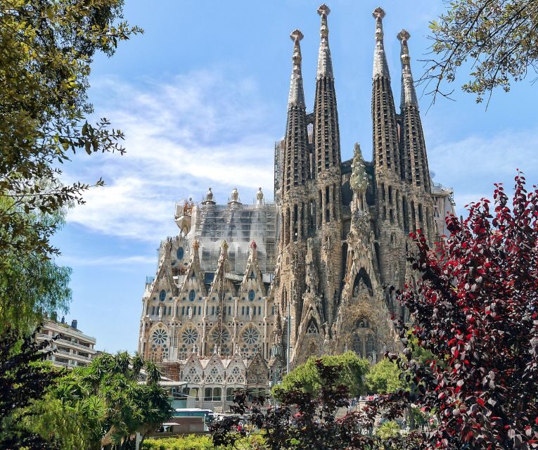 Barcelona: Sagrada Família Skip the Line Tour & Entry Ticket - Why This Skip-the-Line Sagrada Família Tour Works