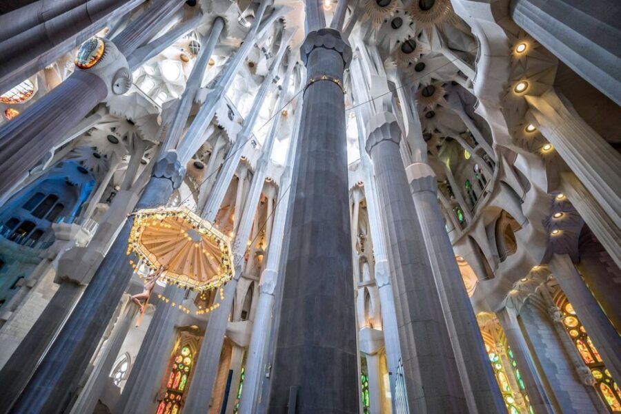 Barcelona: Sagrada Família Skip the Line Tour & Entry Ticket - The Real Value: Skip the Line Plus a Story You Can Follow
