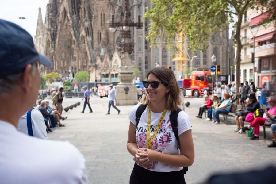 Barcelona: Sagrada Familia Small Group Guided Tour - After the tour: using your time like a pro