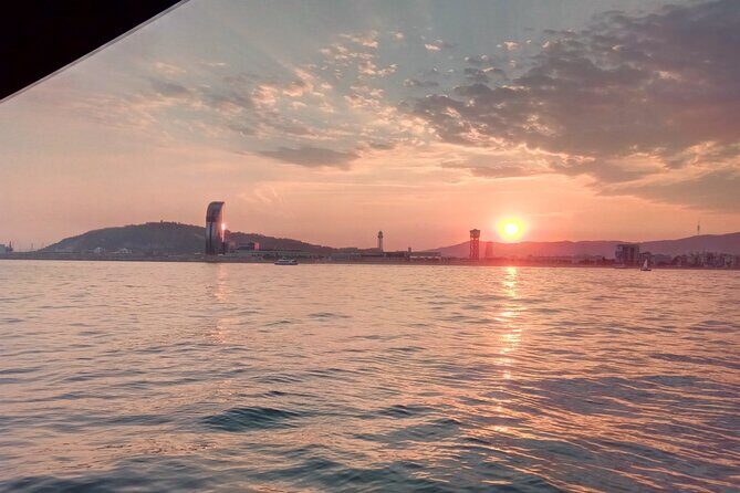 Barcelona Sensational Sunset Tour with Open Bar and Snacks - Captains who make it feel personal