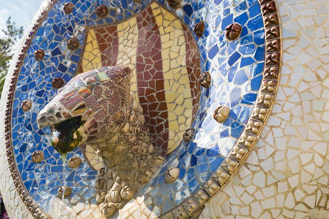 Barcelona: Skip-the-Line Gaudi's Park Guell Guided Tour - Combo Option: How Sagrada Família Fits In