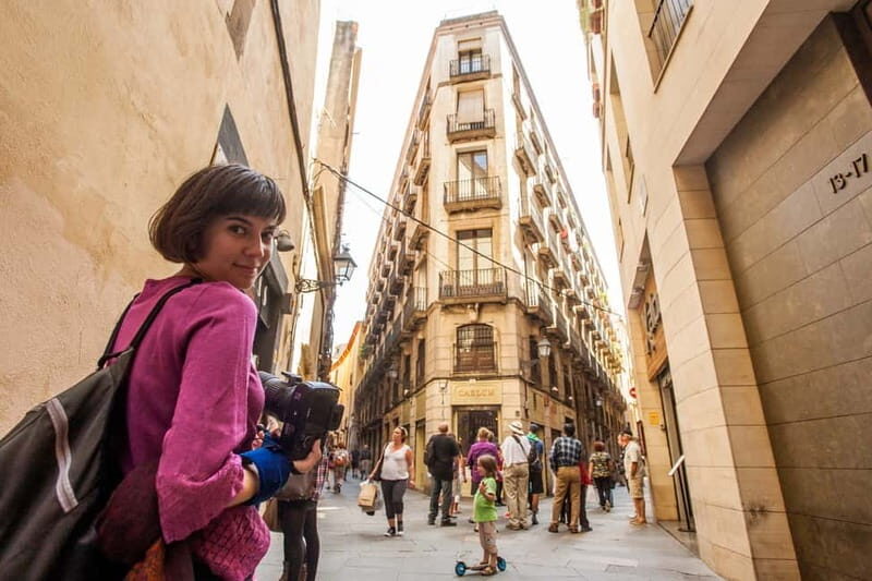Barcelona: Small Group Picasso Tour with Picasso Museum - Why Young Picasso in Barcelona changes how you see the art