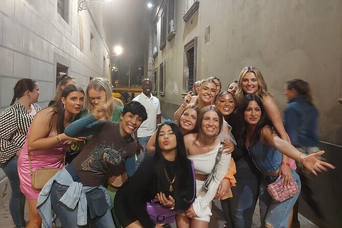 Barcelona speakeasy tapas pub crawl with hidden bars - Guides Make the Night: Jordan, Rosy, Kamala, Rossi, Jardel