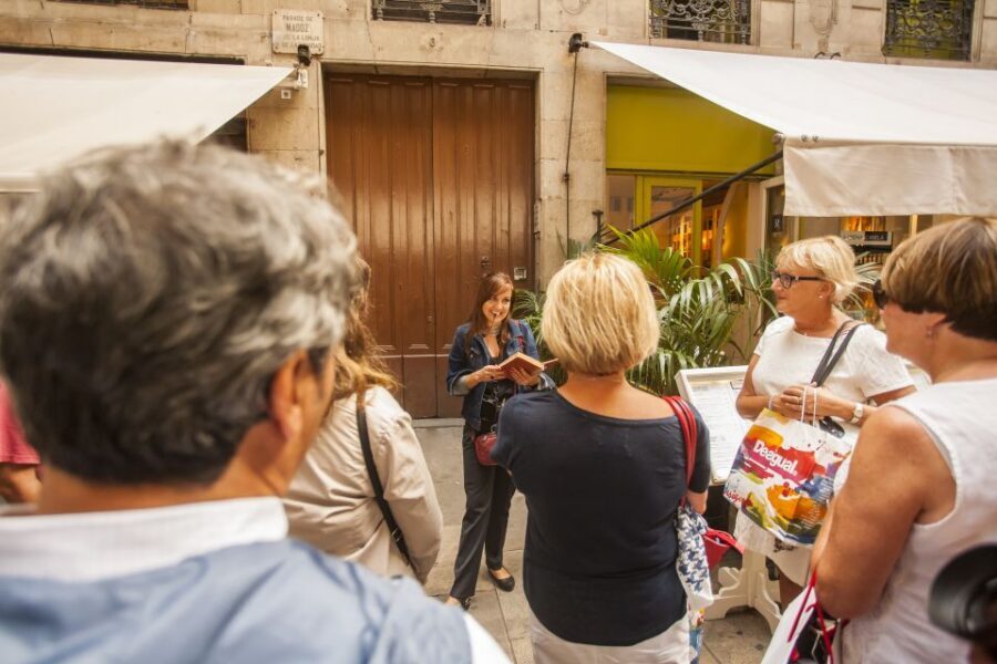 Barcelona: “The Shadow of the Wind” Literary Walking Tour - Els Quatre Gats and the Gothic Quarter: Where the Novel Feels Possible