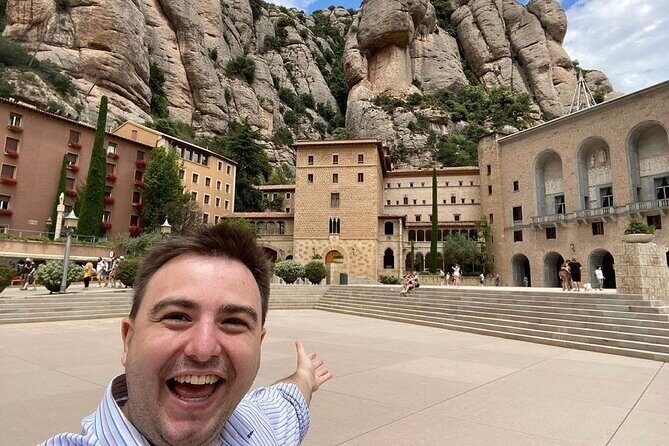 Barcelona to Montserrat Monastery: Tour, Transfers & Basilica - Start From Pg. de Colom: Easy Meeting Point, Clear Timing