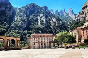Barcelona to Montserrat Monastery: Tour, Transfers & Basilica - Stop 2: Abadia de Montserrat and the Best Chunk of Mountain Time
