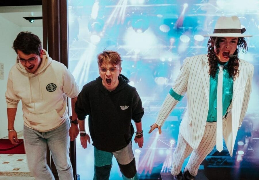 Barcelona: Wax Museum Entry Ticket - Photo Time Strategy: Make It Worth the Walk
