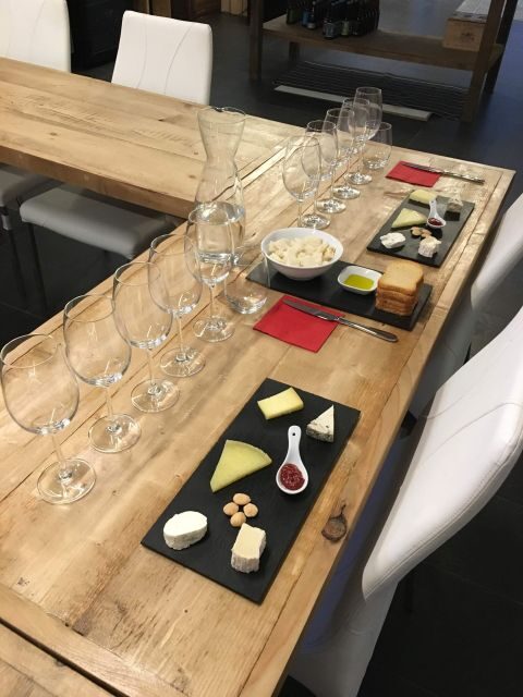Barcelona Wine Tasting: Catalan and Spanish Wines - Barcelona Wine Tasting in the Old Town: What You’ll Actually Do