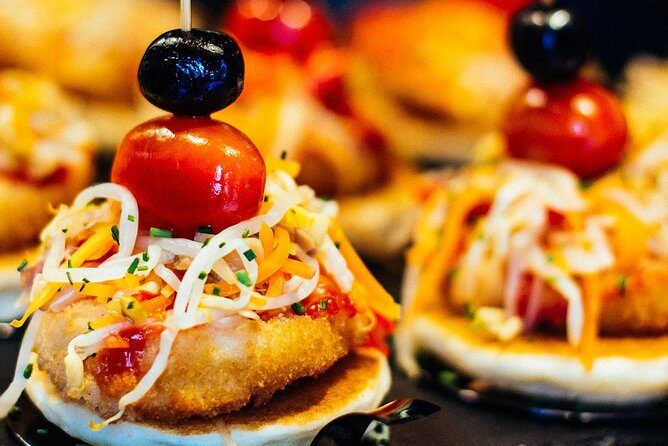 Barcelona With Locals: Wine and Tapas Private Tour - Meeting point at Els Tres Tombs: the start matters more than you think