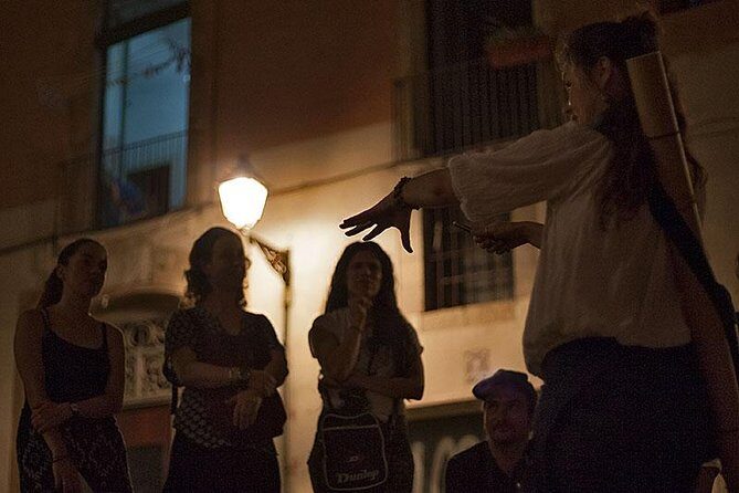 Barcelona's Dark History Night Tour - Practical planning: what to bring and how to make it smooth