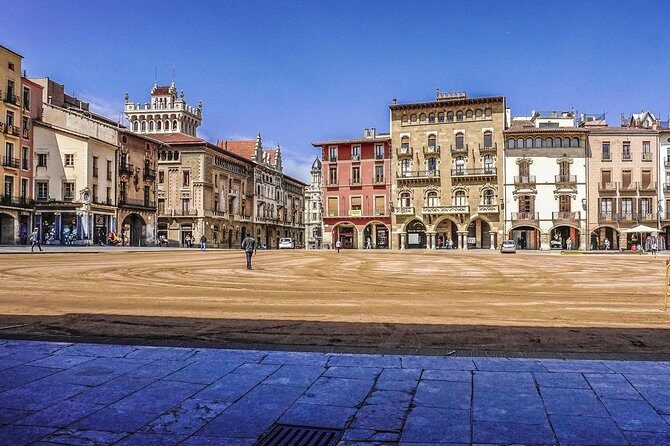 Besalu & 3 Medieval Towns Small Group Tour with Hotel Pick-Up - Why This Small-Group Day Trip Feels Different From a Big Tour Bus