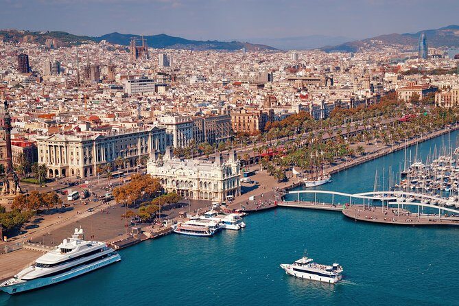 Best of Barcelona Guided Tour with Port or Hotel Pick up - Passeig de Gràcia and the Apple of Discord: Fast, Famous, and Fun