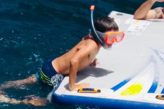 Catamaran ride -Costa Brava with barbecue and drinks. Familiar. - Seasickness, Weather, and What to Pack for a Better Day