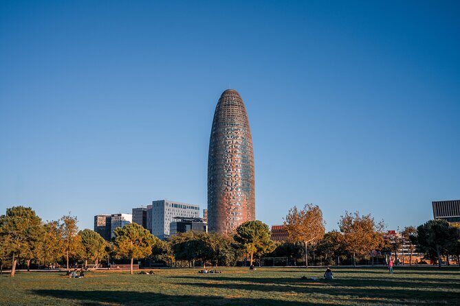 Entrance to the Mirador Torre Glories Barcelona - The 30th-floor 360º deck: Barcelona at 125 meters