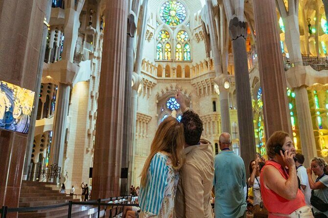 Fast Track Sagrada Familia Guided Tour - Dress code rules: small effort, big payoff
