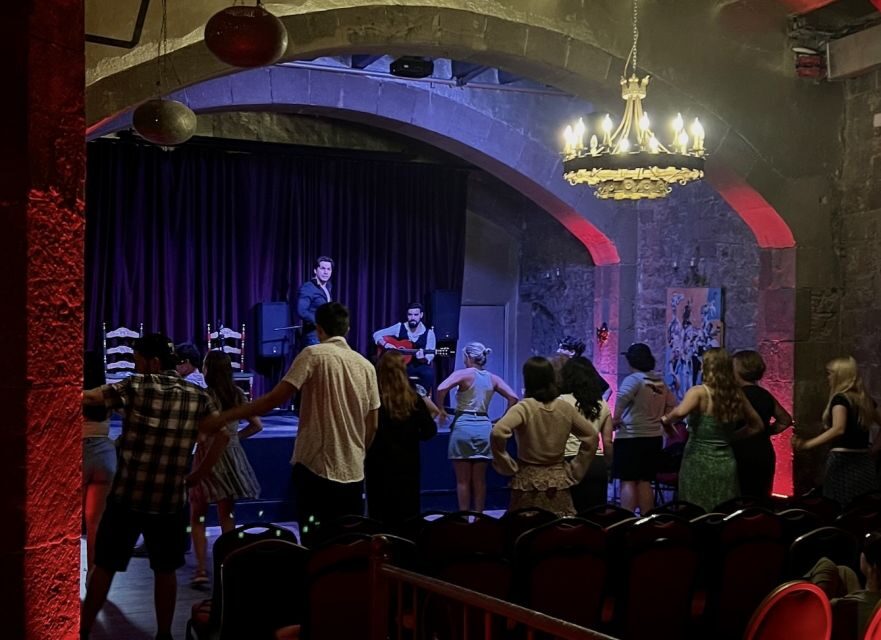 Flamenco Experience (30 minute masterclass) - Participate or Just Watch: How the Class Fits Beginners and Dance People