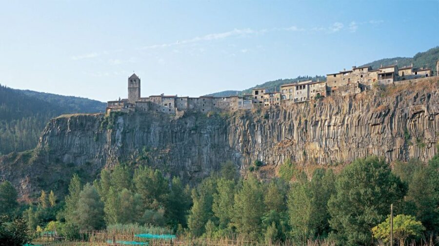 From Barcelona: Besalú & Medieval Towns Tour w/ Hotel Pickup - Is $116 Per Person Good Value for This Route?