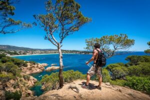 From Barcelona: Costa Brava Trails, Snorkeling & Cliff Jump - Platja de Sant Pol: A Beach Stop That Feels Like Part of the Walk