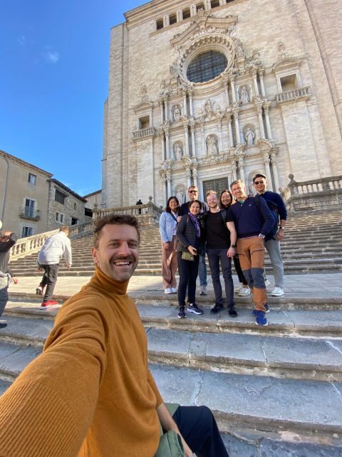 From Barcelona: Day Trip to France with Girona Visit - Van comfort, guide care, and why small groups matter