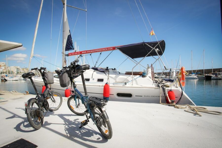 From Barcelona: E-Bike and Sailing Tour with Wine Tastings - The sailing return: snacks, drinks, and a real sea-feel