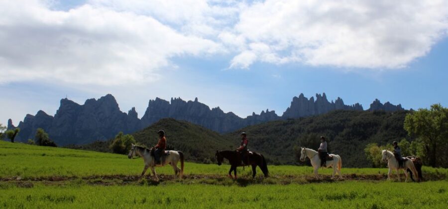From Barcelona: Horseback Tour in Montserrat National Park - Guides and language: what makes the abbey and ride click