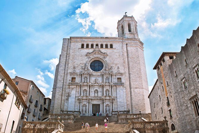 From Barcelona: Private Girona and Figueres with Dali Museum Tour - Girona’s medieval core: cathedral scale and the feeling of old lanes
