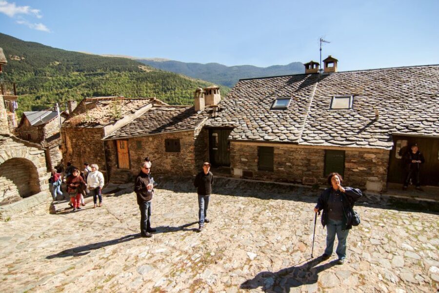 From Barcelona: Pyrenees Mountains Day Tour - Should you book this Pyrenees Mountains Day Tour from Barcelona?