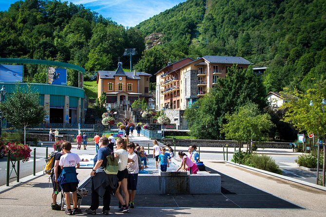From Barcelona: The Original Andorra, France & Spain Day Trip - Pas de la Casa: The High-Mountain Pass Stop for Photos and Quick Views