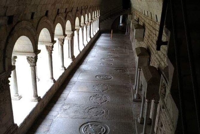 Game Of Thrones Walking Tour in Girona - Carrer Ferran el Catolic: The Arabian Bathing Complex Connection