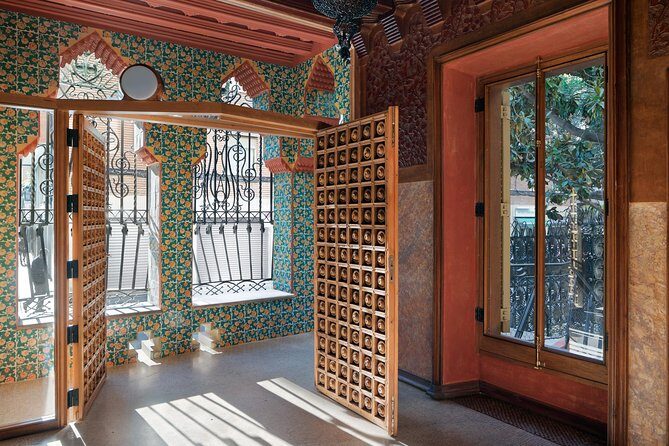 Gaudi´s Casa Vicens Skip the Line Ticket with Audioguide - Casa Vicens: Gaudí’s first big statement in Barcelona