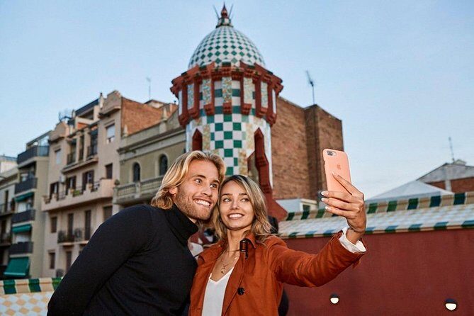 Gaudi´s Casa Vicens Skip the Line Ticket with Audioguide - The audio guide on your phone: QR code, Wi‑Fi, and headphones