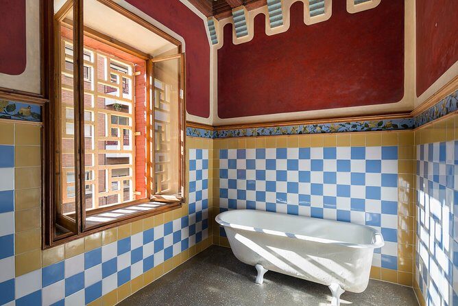 Gaudi´s Casa Vicens Skip the Line Ticket with Audioguide - Gràcia neighborhood time: make it a real Barcelona morning