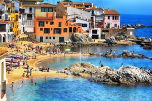 Girona & Costa Brava Private Tour and Hotel Pickup from Barcelona - Girona Walls, Old Streets, and the Jewish Quarter Walk You Can’t Fake