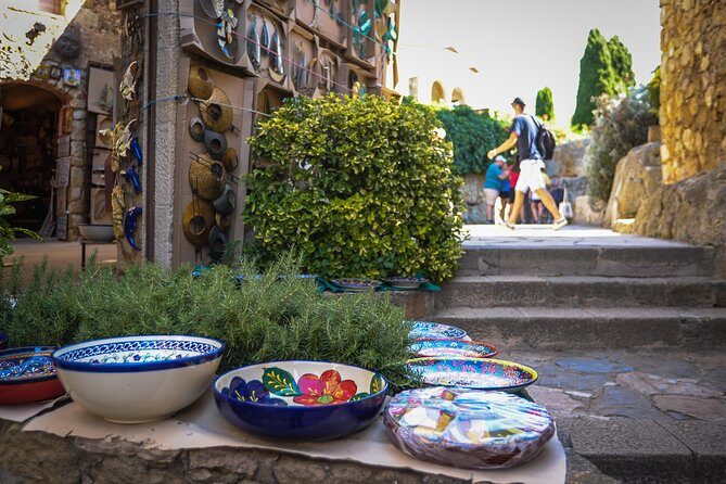 Girona & Costa Brava Small Group Tour From Barcelona with Paella! - Girona in Two Hours: What You Can Actually See