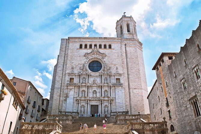 Girona & Dali Museum Small Group Tour with Pick-up from Barcelona - Key highlights you’ll feel on the ground