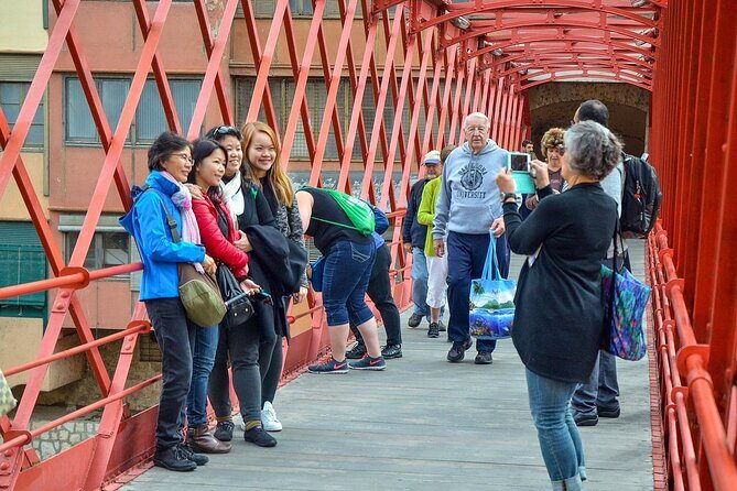 Girona Full Day Tour from Barcelona - Muralles de Girona and Old Town Streets: First Impressions That Stick