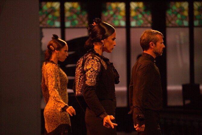 "Gran Gala Flamenco" The Most Famous Flamenco Show in Barcelona - Choosing your seat: how to avoid the balcony-view disappointment