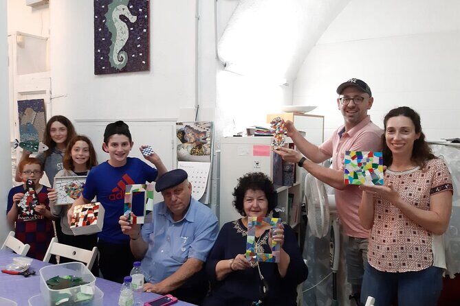 Guided Gaudí Trencadís Mosaic Workshop in Barcelona 2 Hours - Quick Hits: Mosaiccos in a Nutshell