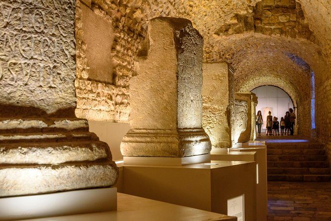 Guided Tour of Roman Tarragona - Torre del Pretorio and the amphitheatre viewpoint: forum corners you can actually picture